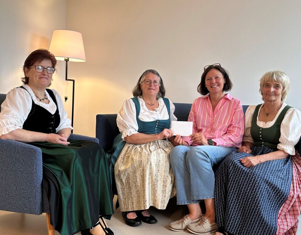 Goldhaubegruppe Mondseeland im Büro der Hospizbewegung Vöcklabruck